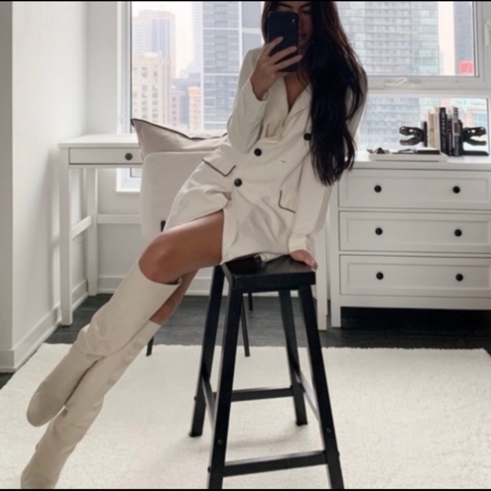 Zara TRF Collection Cream Relaxed/Oversized Blazer
